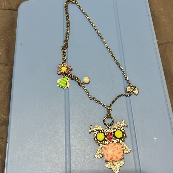 Necklace - Picture 2 of 2